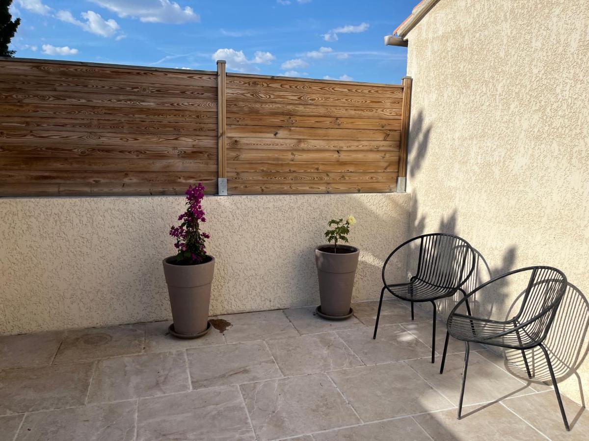 Vakantiehuis Terrasse Avec Vue Degagee 3km Avignon