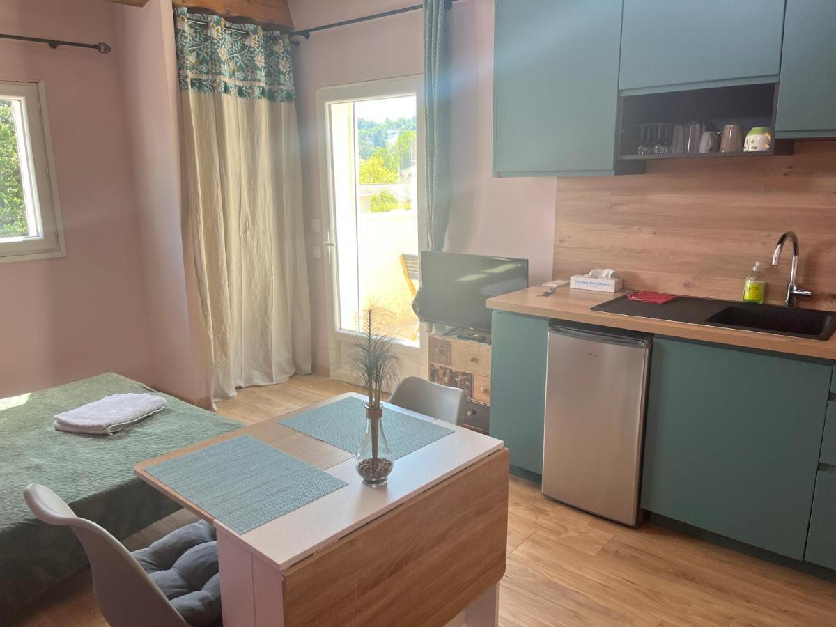 Hébergement de vacances Terrasse Avec Vue Degagee 3km Avignon *